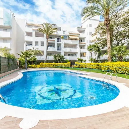 Apartamento Holidays Royal Marine *